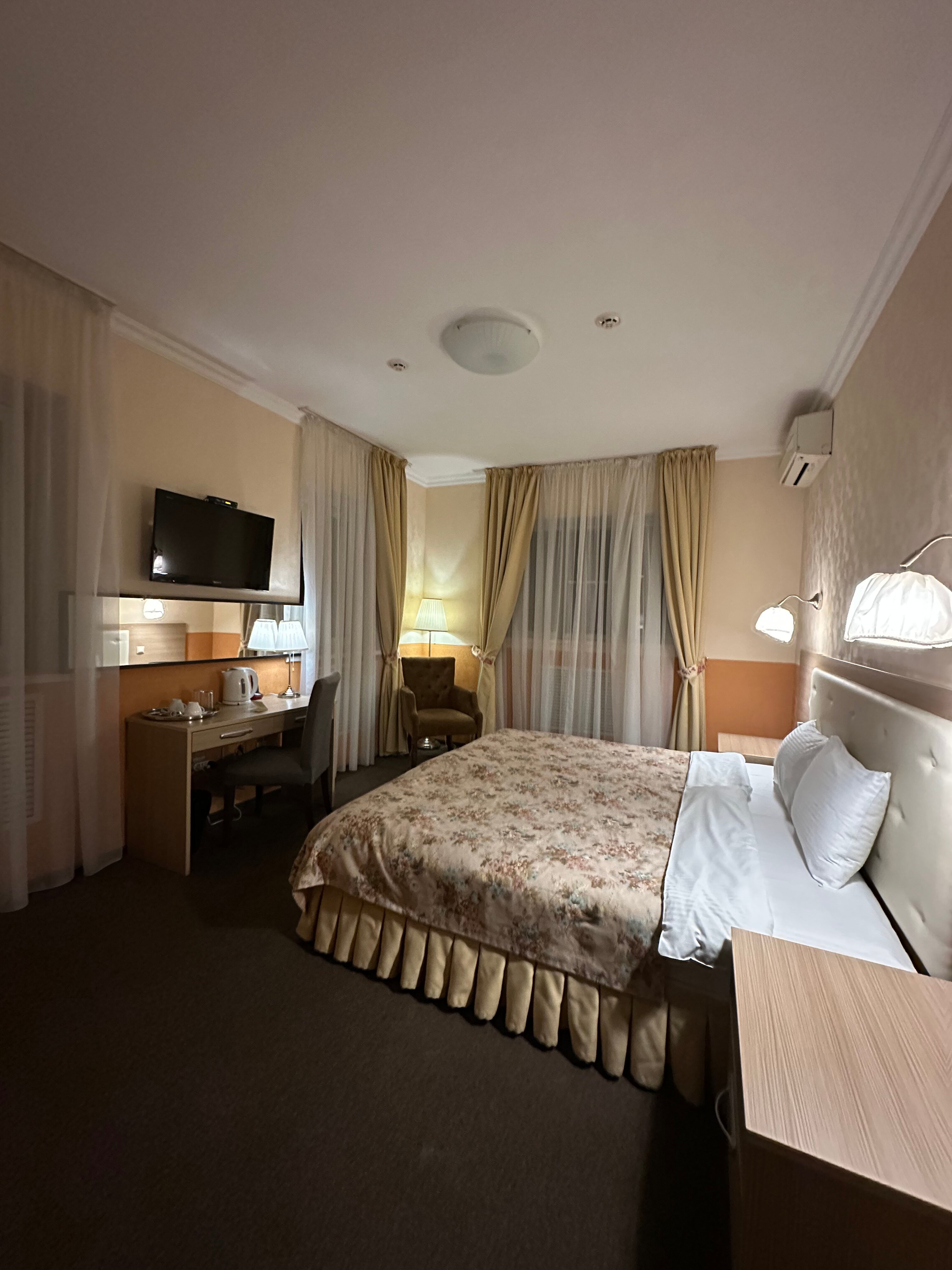 Фото отеля 3