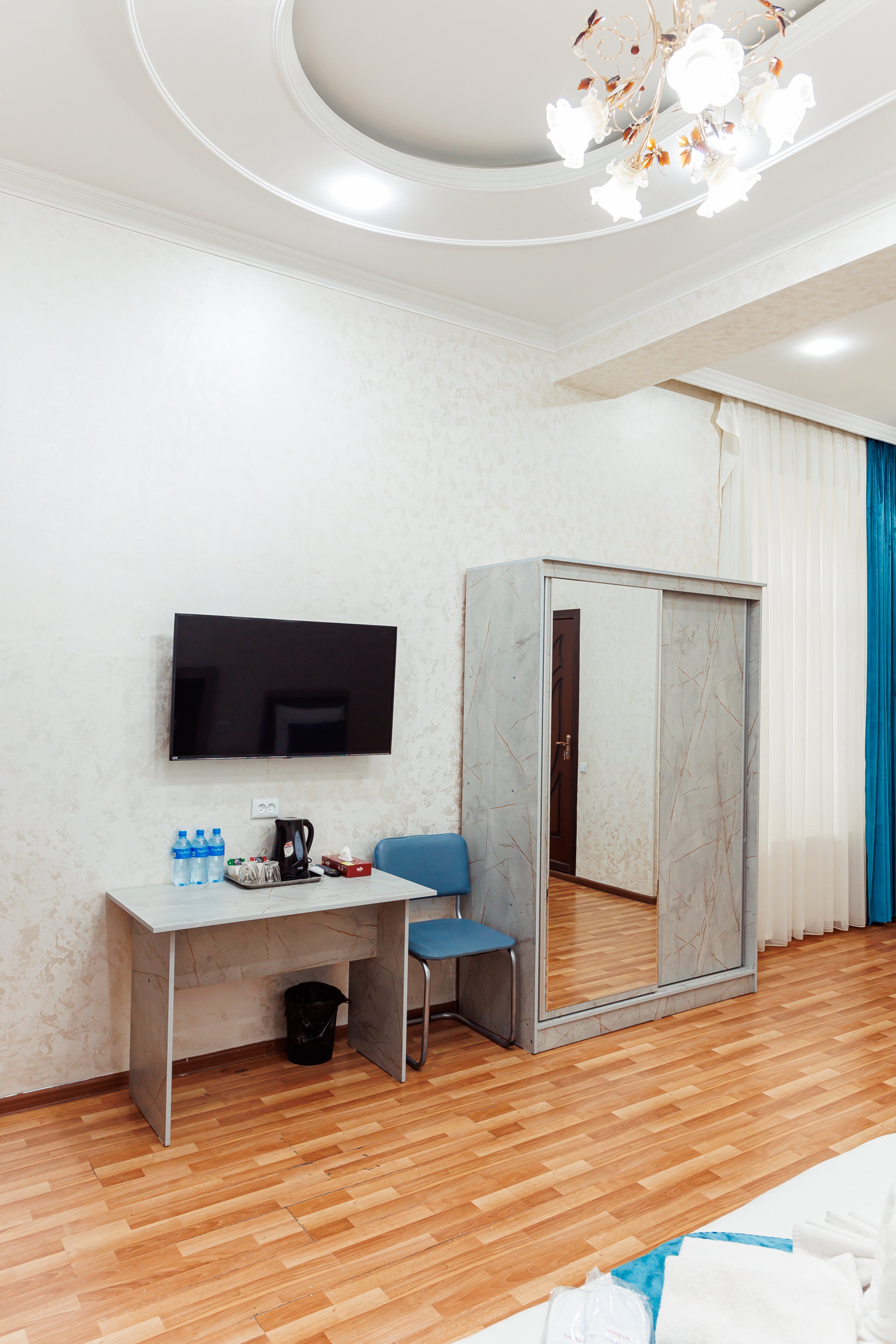 Фото Art Inn Hotel