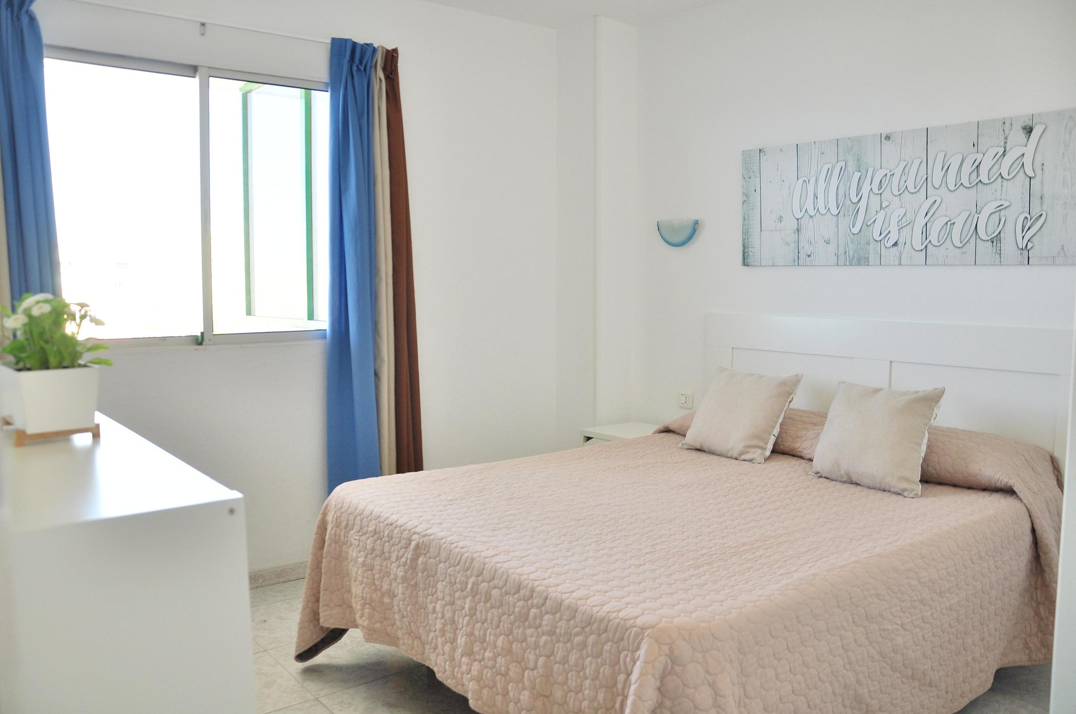 Фото Comodoro Apartments