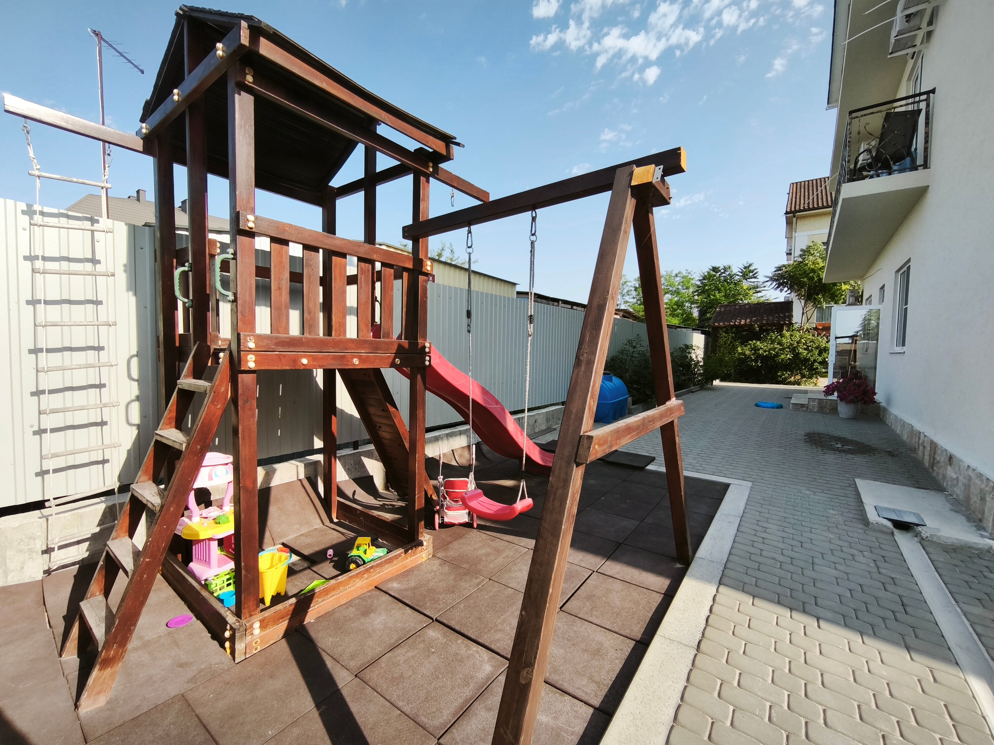 Фото отеля 3