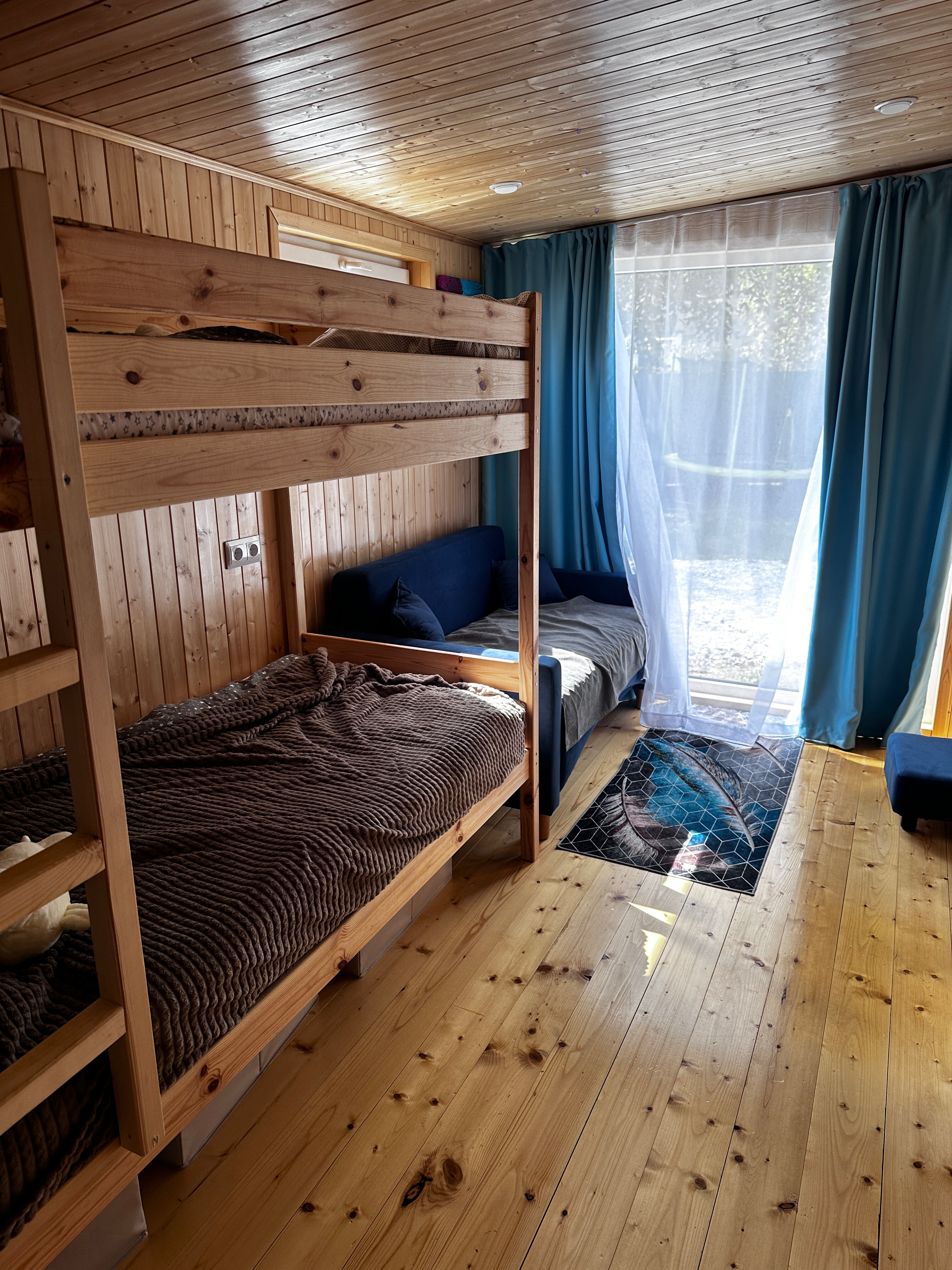 Фото Берег леса