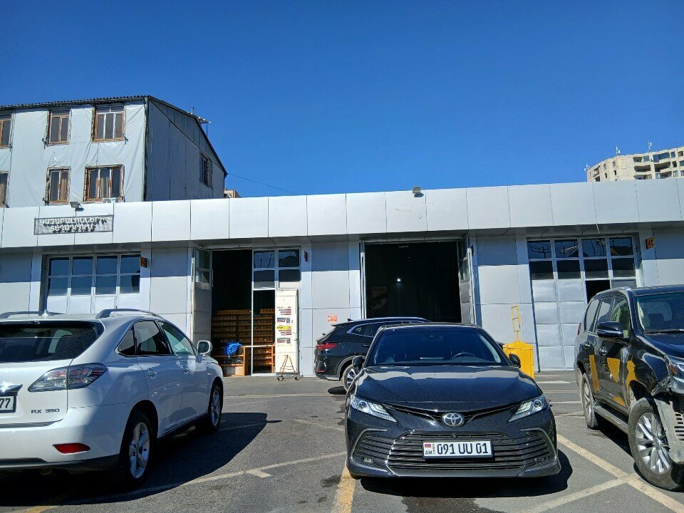 Express oil change Motul Service, Yerevan, photo