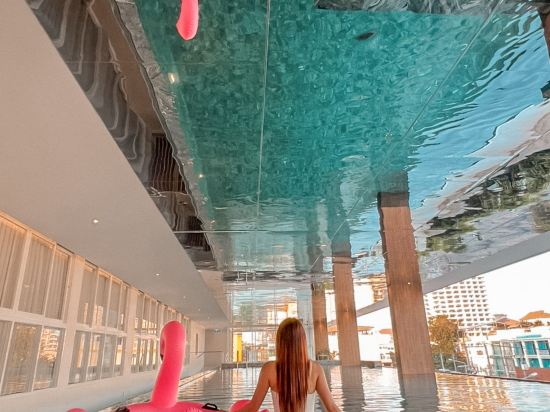 Фото Shambhala Hotel Pattaya