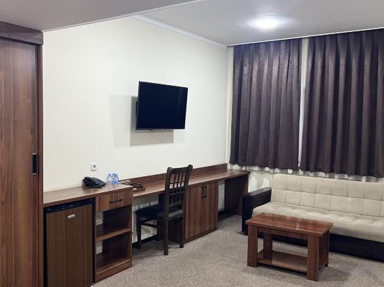 Фото Makon Hotel