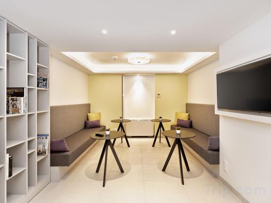 Фото H+ Hotel Wien