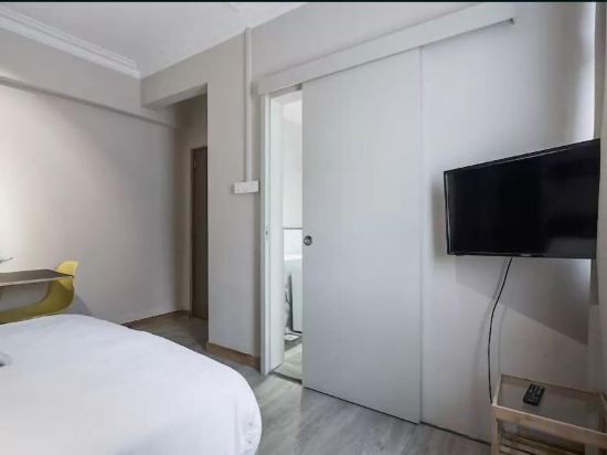 Фото Greatwood Residence at Devonshire