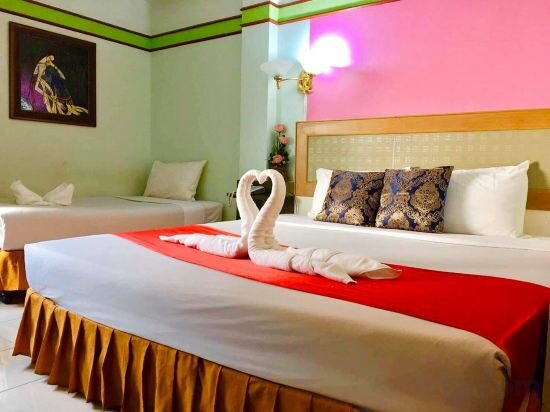 Фото Polkadot Cafe&Hotel