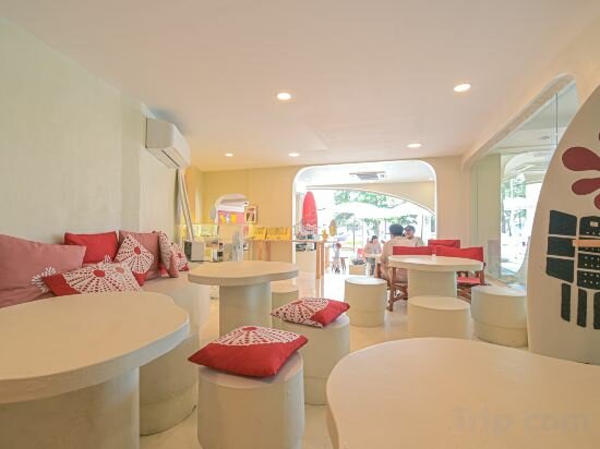 Фото Ramada by Wyndham Phuket Southsea