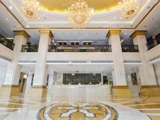 Фото Vienna International Hotel World Expo