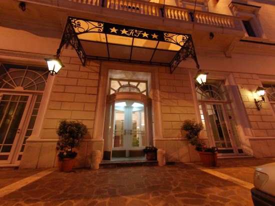 Фото Hotel de La Ville