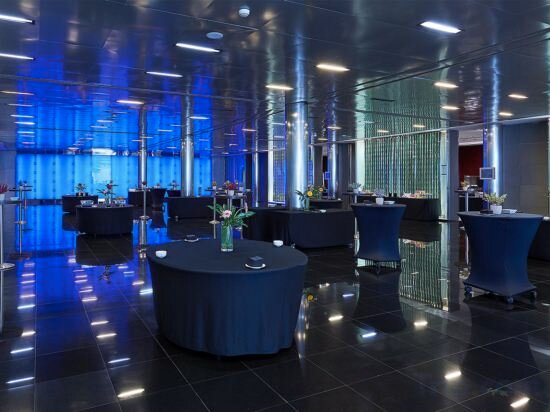 Фото Hyatt Regency Barcelona Tower