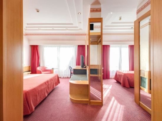 Фото Galileo Hotel