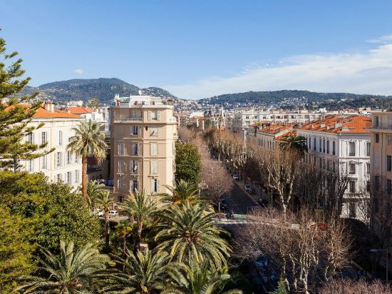 Фото Le Soleia by Inwood Hotels