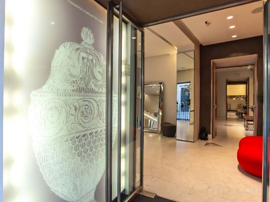 Фото Hotel White