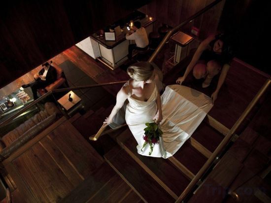 Фото Gild Hall - A Thompson Hotel