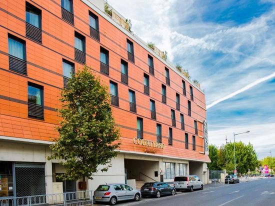 Фото Courtyard by Marriott Paris Arcueil