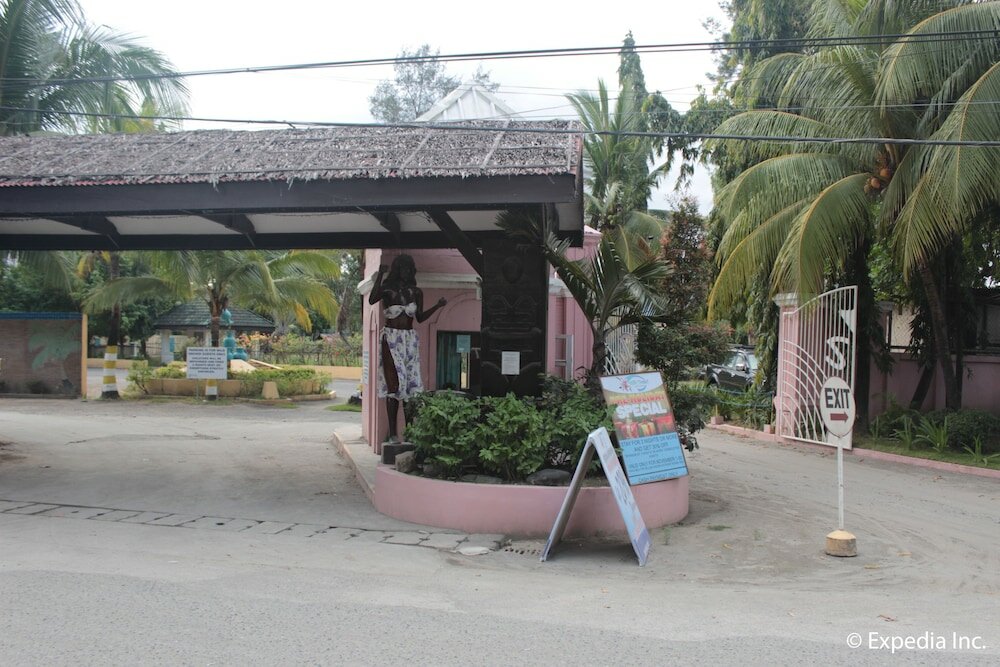 Фото Wild Orchid Beach Resort