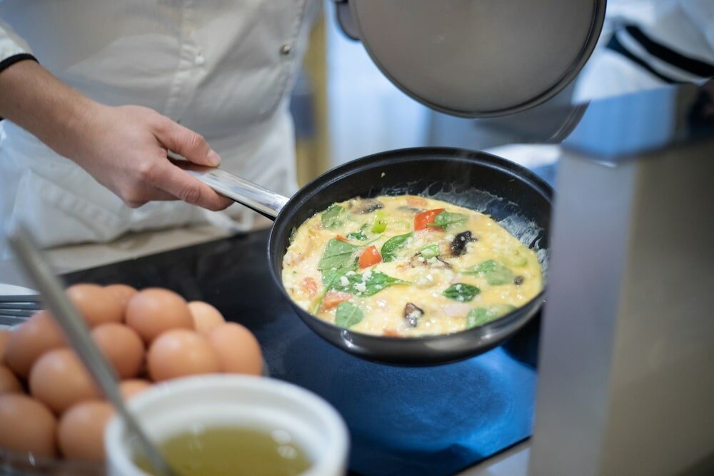 Фото Savoy Westend Hotel