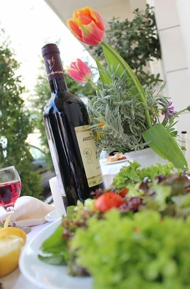 Фото Galaxy Hotel