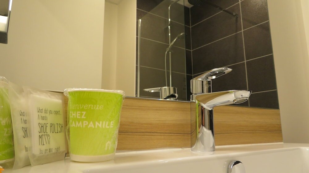 Фото Campanile Chartres Centre - Gare - Cathédrale