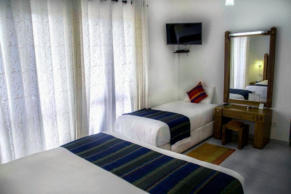 Фото отеля 3