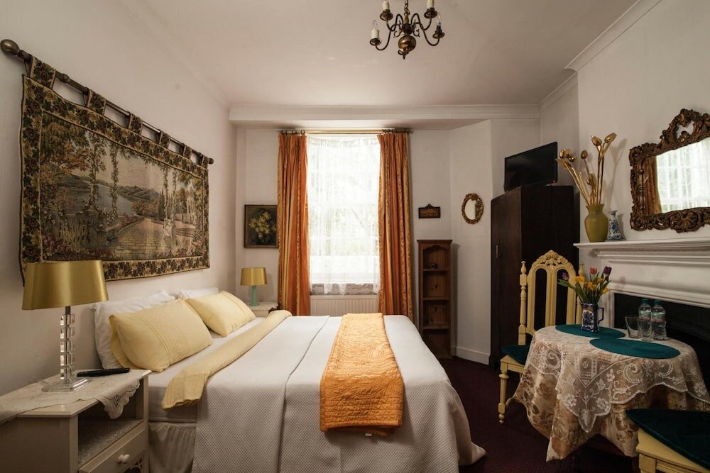 Фото Juliette's Bed and Breakfast