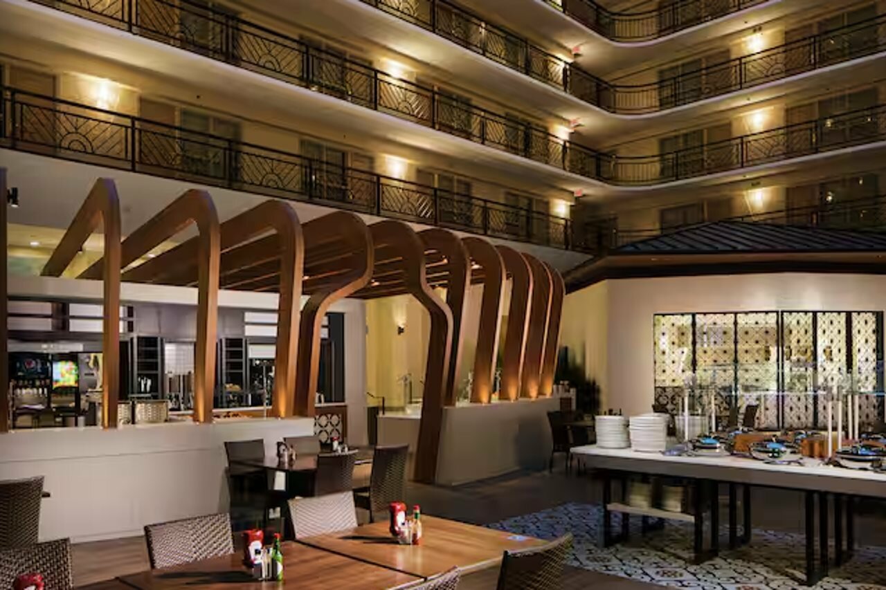 Фото Embassy Suites San Francisco Airport - South San Francisco