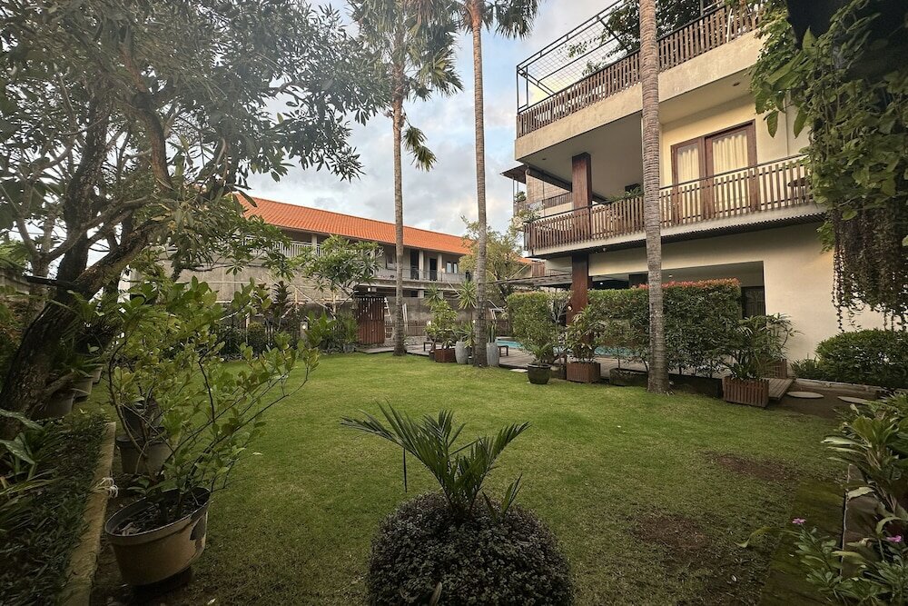 Фото The Paving Villa