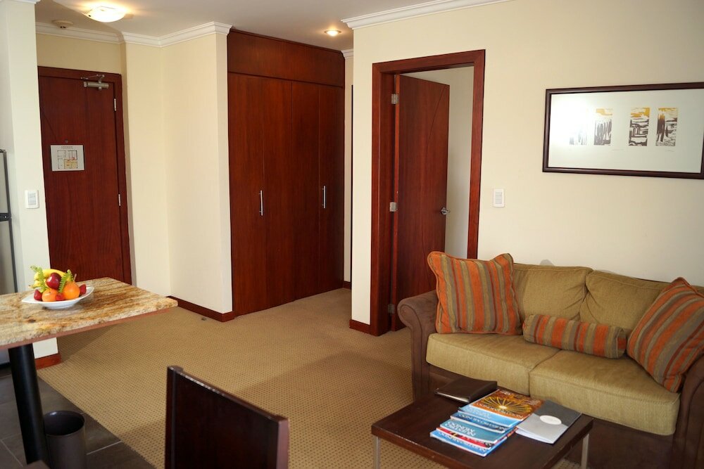 Фото Hotel Stubel Suites and Cafe