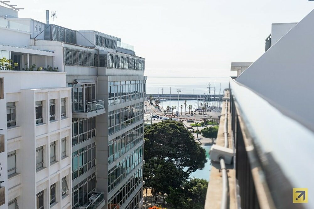 Фото Hotel Adonis Plaza