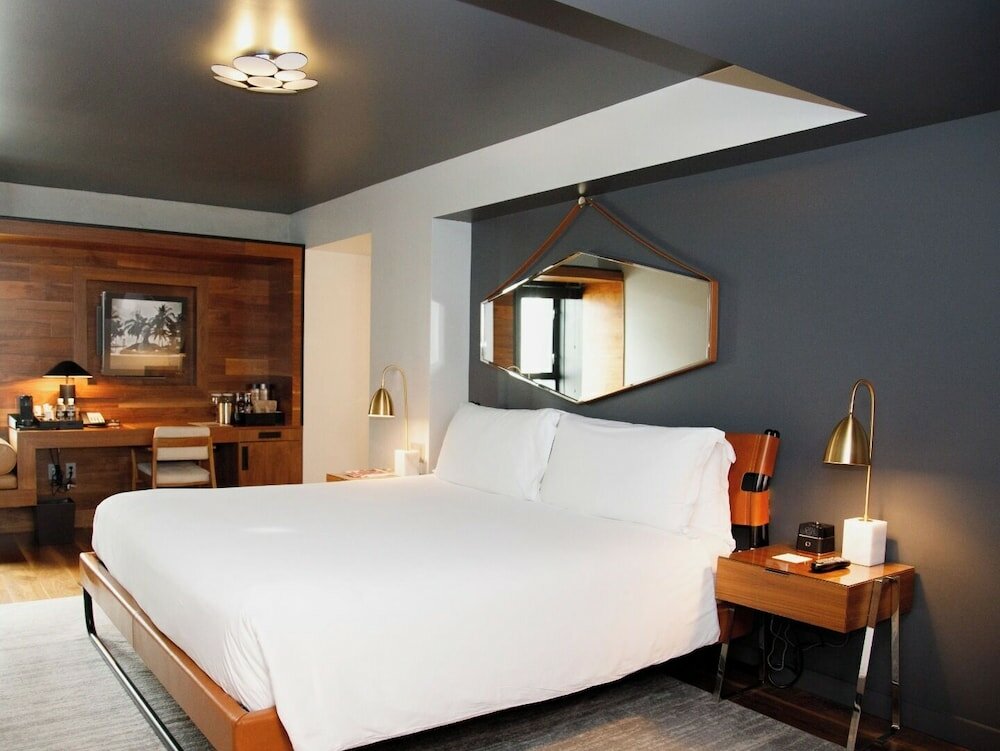 Фото Sixty Beverly Hills