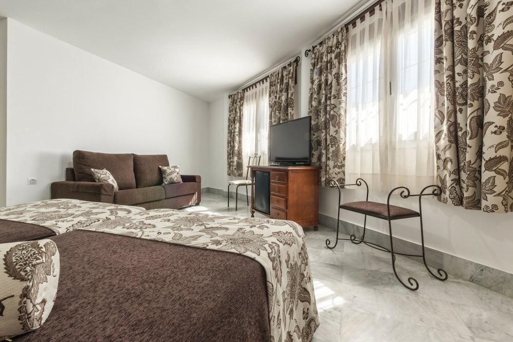 Фото Hotel La Parrita