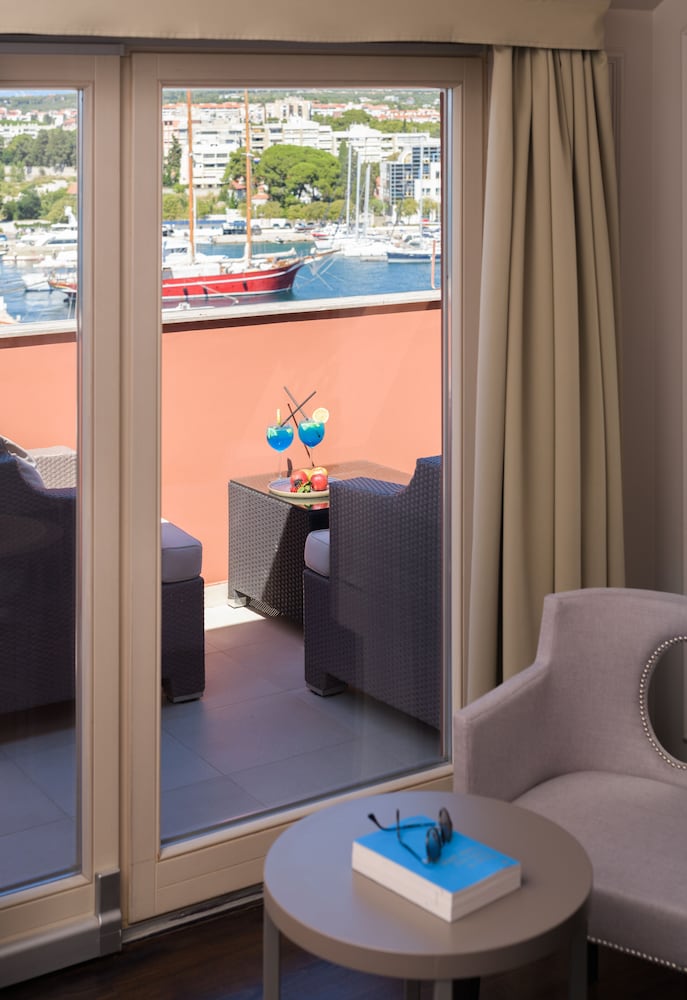 Фото Heritage hotel Bastion- Relais & Chateaux