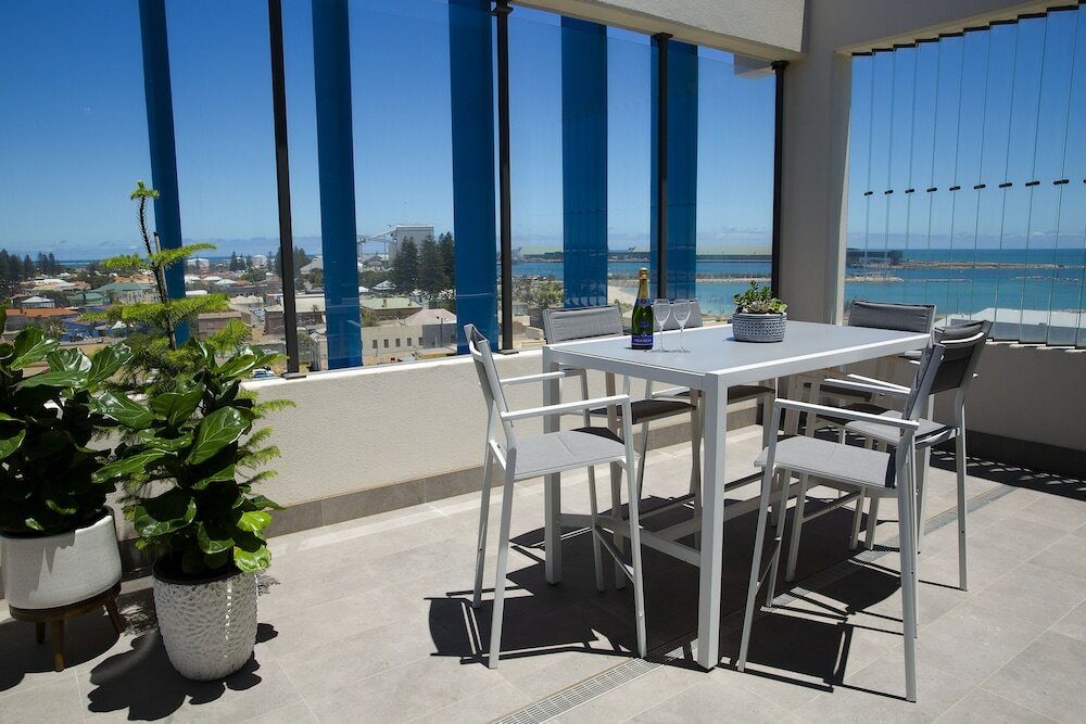 Фото The Gerald Apartment Hotel