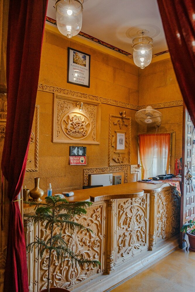 Фото Hotel Lal Garh Fort And Palace