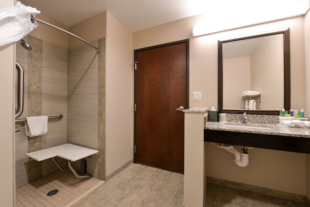 Фото Holiday Inn Express & Suites Williams, an Ihg Hotel