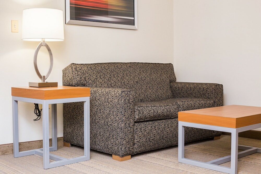 Фото Holiday Inn Hotel & Suites Bolingbrook, an Ihg Hotel