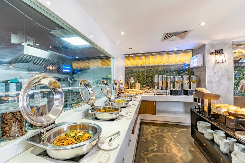 Фото Bay Hotel Ho Chi Minh