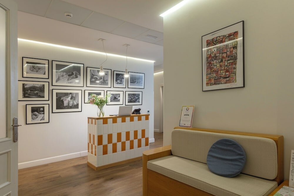 Фото Som Nit Born