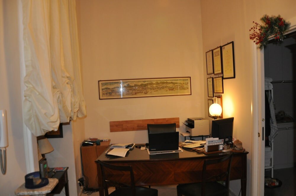 Фото Domus Borbonica