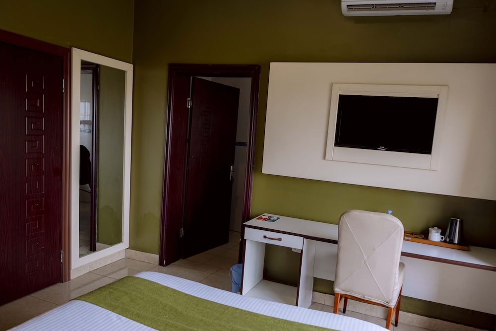 Фото Legend Hotel