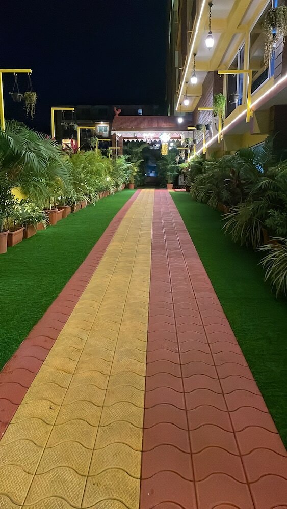 Фото Sairaj Beach Resort