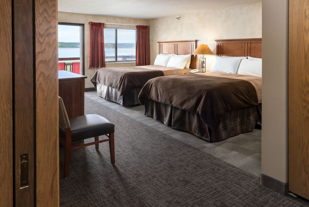 Фото Arrowwood Resort at Cedar Shore