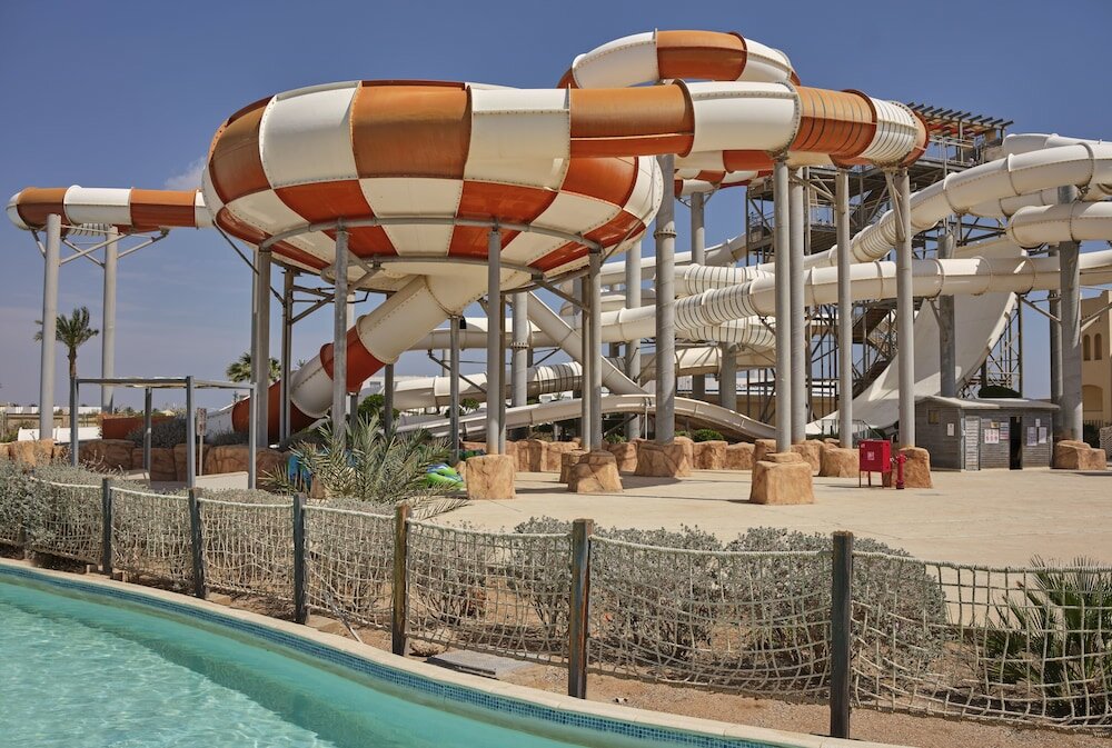 Фото Coral Sea WaterWorld