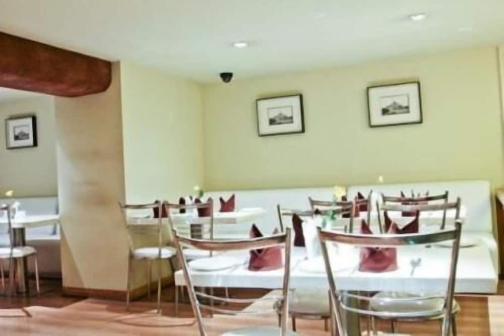 Фото Middleton Inn