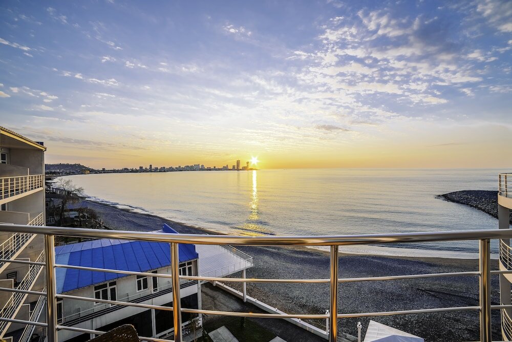 Фото Отель Санапиро