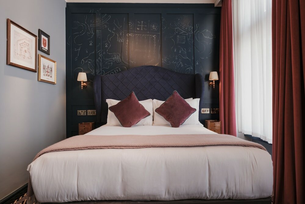 Фото The Sanctuary House Hotel