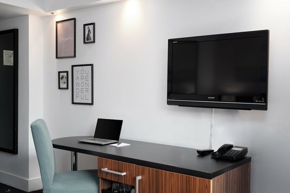 Фото Park Regis City Centre