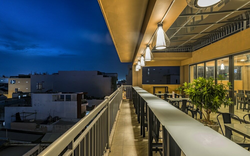 Фото Cherry Hotel and Apartment