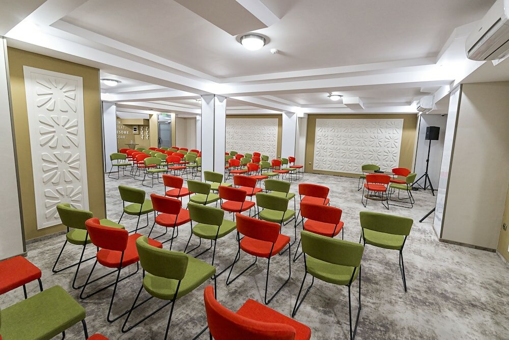 Фото Prestige Boutique Hotel Craiova